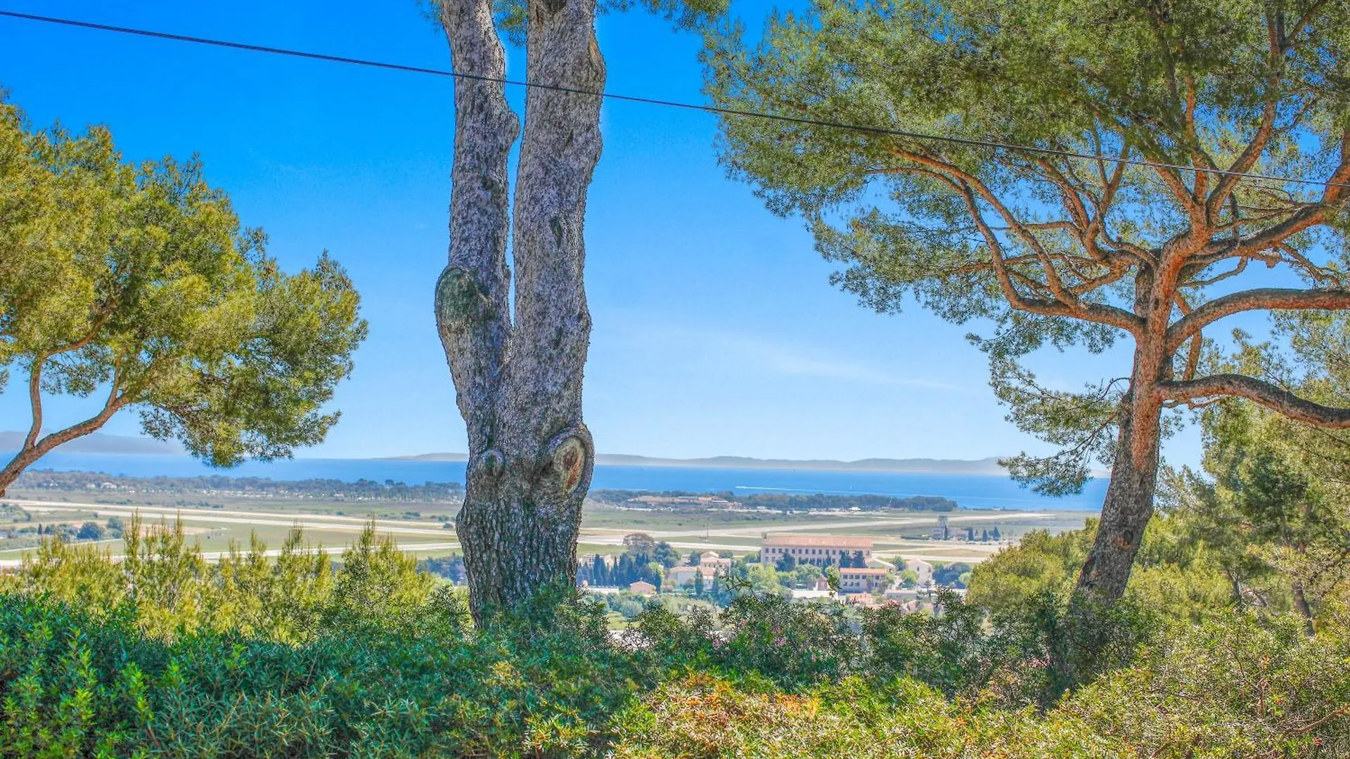 Vue Mer I Calme I Verdoyant I 8 Pers I Clim I Bbq Hyères